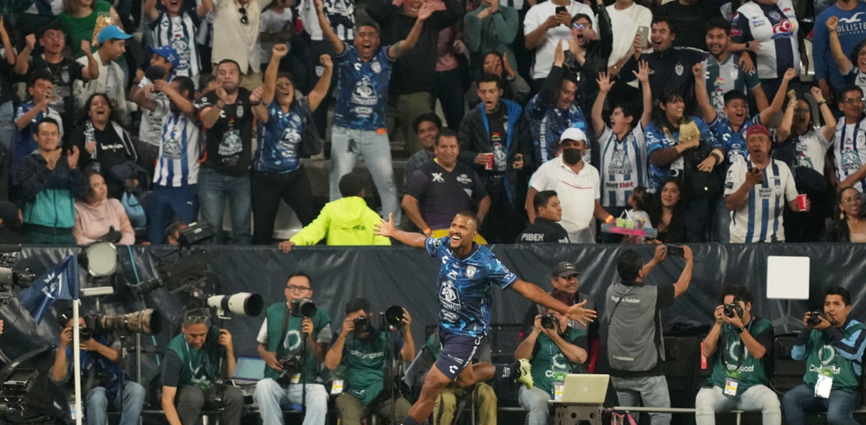 Salomón Rondón guió al Pachuca hacia el título de Concachampions