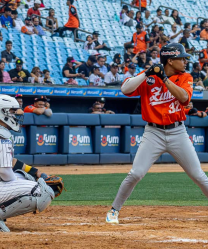 Leones rugió fuerte ante Águilas en el Monumental