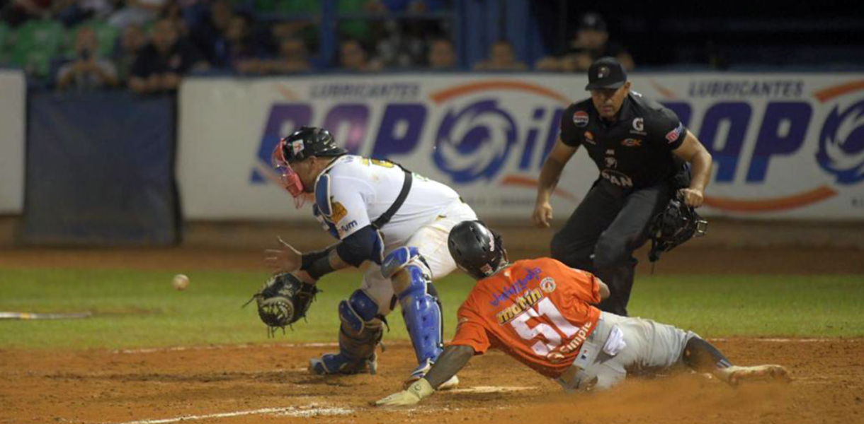 Águilas acabó con la racha de Tigres con su segundo triunfo al hilo