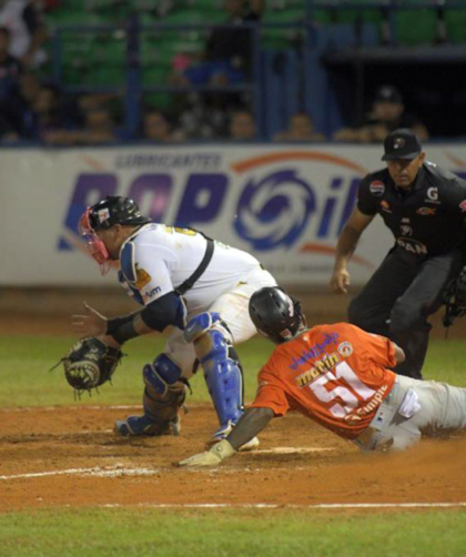 Águilas acabó con la racha de Tigres con su segundo triunfo al hilo