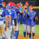 Tiburones se llevó la serie ante Águilas con blanqueada