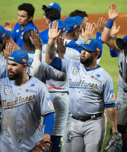 Navegantes barrió a Águilas en el Luis Aparicio