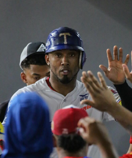 Tiburones se afianzó en el liderato con triunfo sobre Bravos