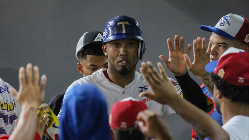 Tiburones se afianzó en el liderato con triunfo sobre Bravos