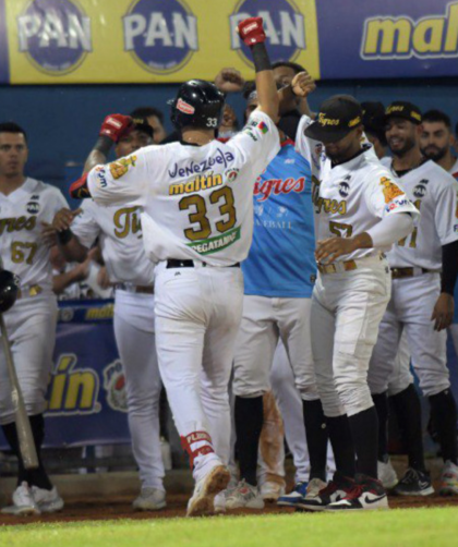 Tigres aplastó a Caribes en Maracay