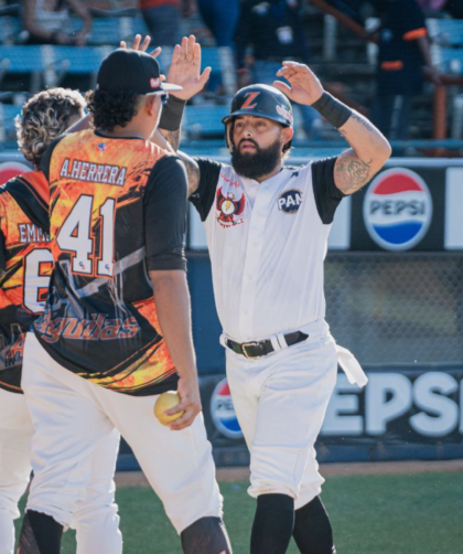 Águilas pasó la escoba sobre Caribes en el Luis Aparicio