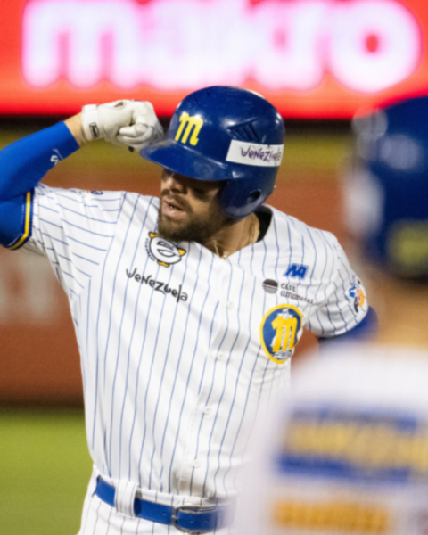 Magallanes y Bravos negociaron el doble juego