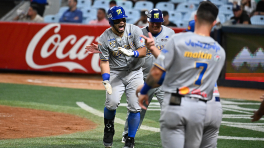 Magallanes domó Leones con una paliza monumental