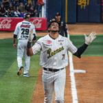 Leones doblegó al Magallanes en el duelo de Eternos Rivales