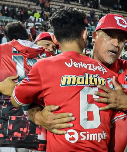 Cardenales derrotó a Águilas y aseguró el liderato