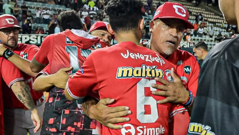 Cardenales derrotó a Águilas y aseguró el liderato