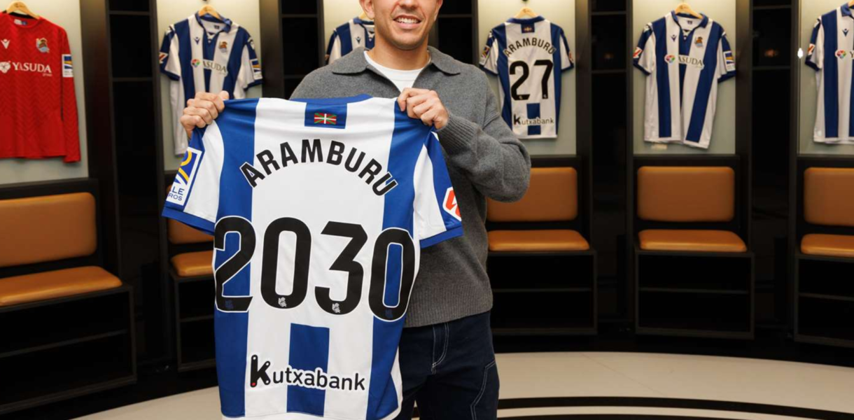 Jon Aramburu renovó con la Real Sociedad hasta 2030