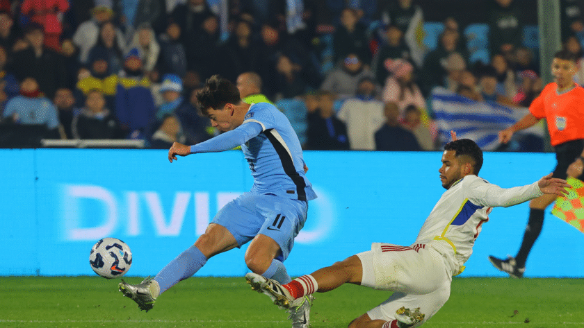 La Vinotinto falló y sufrió una dura derrota ante Uruguay