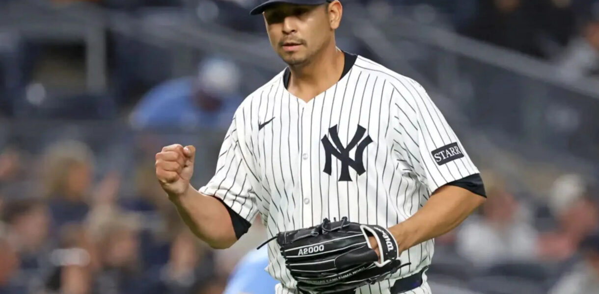 Carlos Carrasco cambia de uniforme: los Yankees lo envían a Atlanta