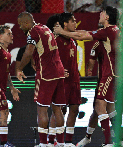 Oswaldo Vizcarrondo dio su primera lista como interino de La Vinotinto