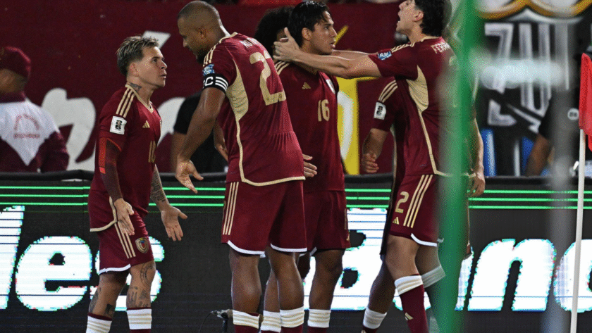 Oswaldo Vizcarrondo dio su primera lista como interino de La Vinotinto