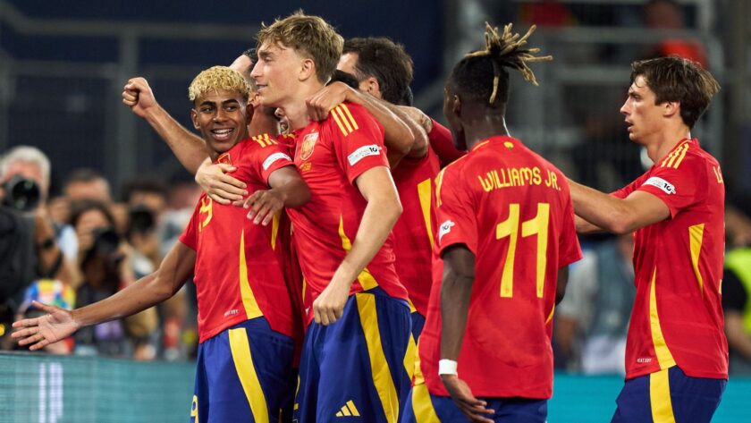 España es nuevo líder del ranking FIFA
