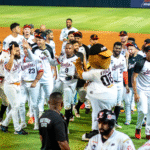 Águilas completó una agónica remontada terreneando al Magallanes