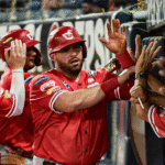 Cardenales desplumó a las Águilas a punta de batazos