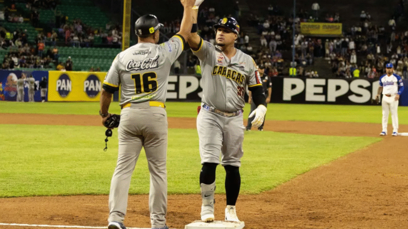 Leones superó a Tiburones y extendió su buen momento