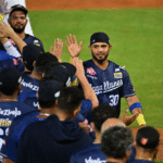 Magallanes logró su primera victoria desplumando a las Águilas