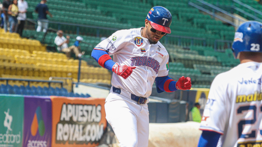 Tiburones cortó su mala racha con triunfo sobre Bravos