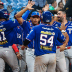 Tiburones triunfó en una noche de terror para el pitcheo de Leones