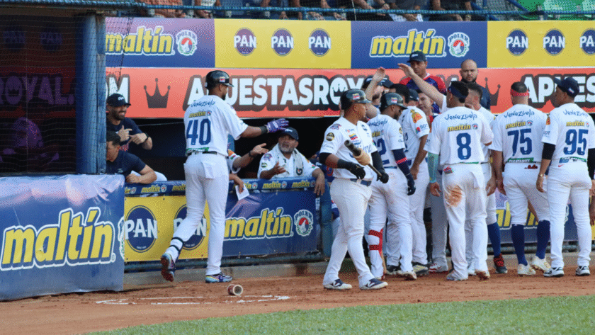 Tigres remontó y venció por cuarta vez a Cardenales