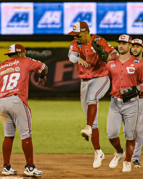 Cardenales de Lara extiende su dominio y vence nuevamente a Magallanes en Valencia
