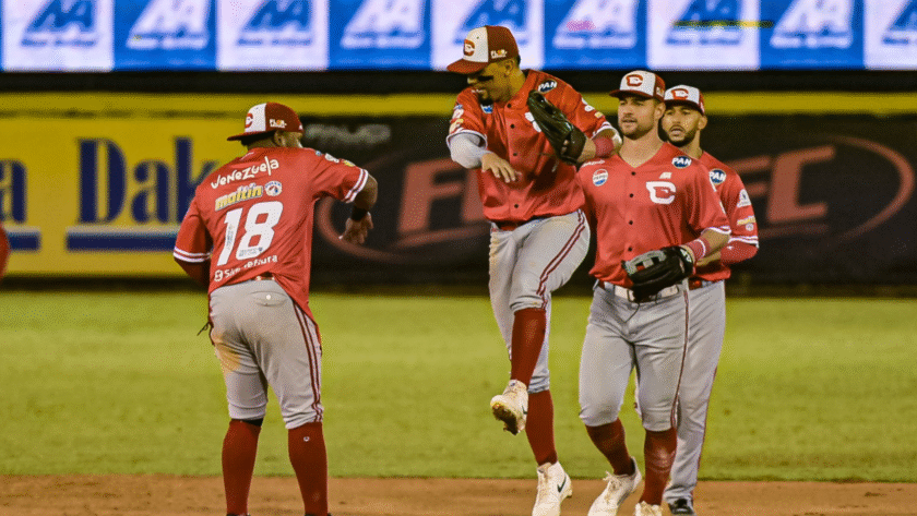 Cardenales de Lara extiende su dominio y vence nuevamente a Magallanes en Valencia