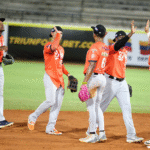 Águilas barrió a Bravos y cierra la semana en la cima