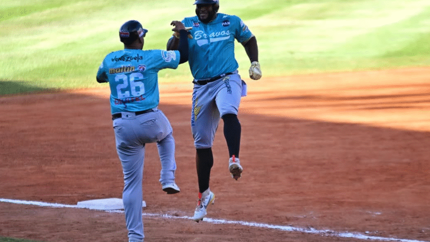 Bravos acabó con la fiesta de Águilas en el Juego de la Chinita