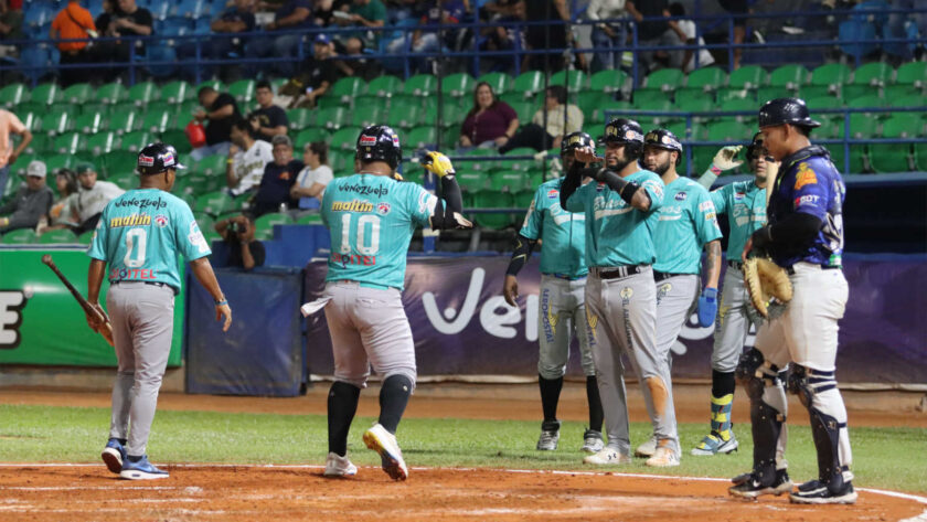 Bravos repite su fórmula del poder y derrota a los Tigres