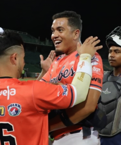 Caribes dejó en el terreno a Leones y se acerca a la cima