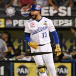 Con un jonrón de Sardiñas Magallanes deja en el terreno a Caracas