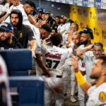 Leones redujo la ventaja de los Tigres en el liderato