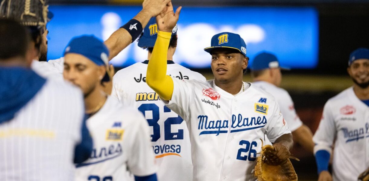 Magallanes mantiene su fortaleza en Valencia y derrota a Bravos
