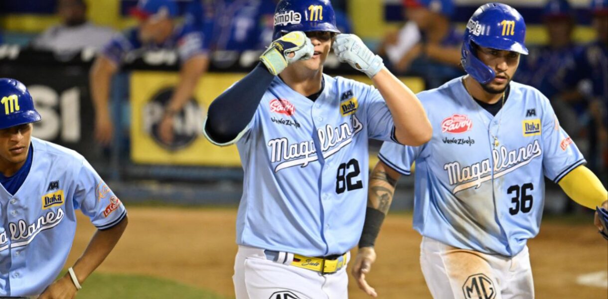 Navegantes del Magallanes blanquean a los Tiburones de La Guaira y arrancan con fuerza la quinta semana