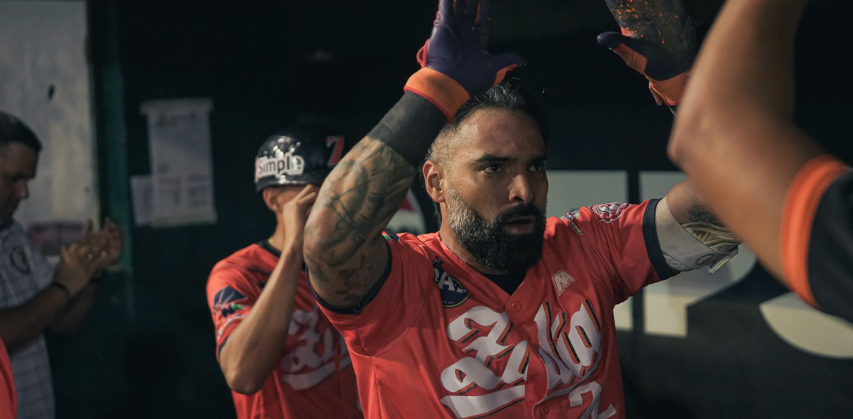 Alí Castillo comandó la remontada sobre Caribes y metió a Águilas al Round Robin