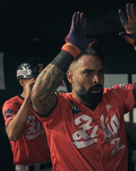 Alí Castillo comandó la remontada sobre Caribes y metió a Águilas al Round Robin