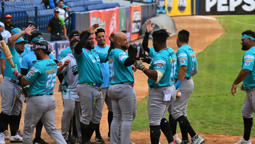 Bravos logró ante Tiburones su segunda victoria consecutiva
