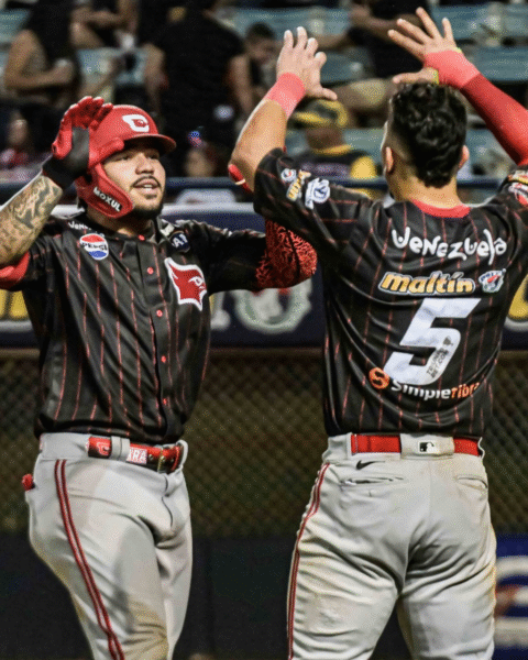 Cardenales barrió a unas Águilas con cinco caídas en fila