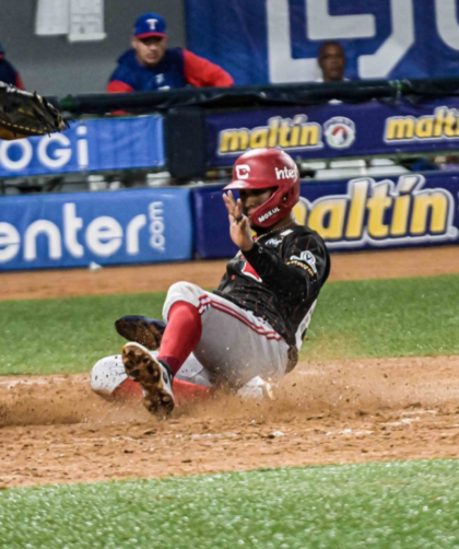 Cardenales derrotó con suspenso a Tiburones en Macuto