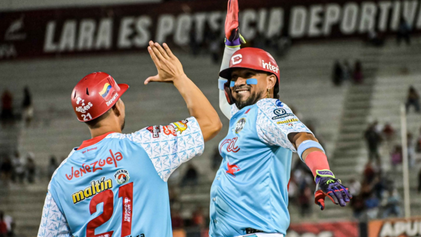 Cardenales dominó a Águilas en un emocionante duelo