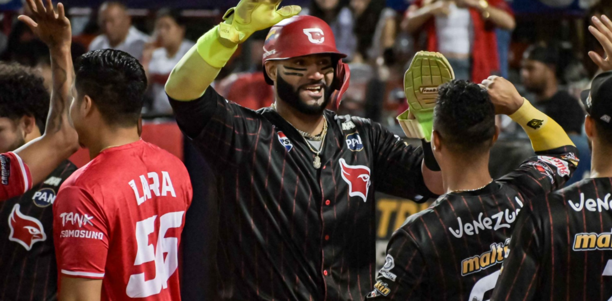 Cardenales picoteó a unas Águilas que van en caída libre