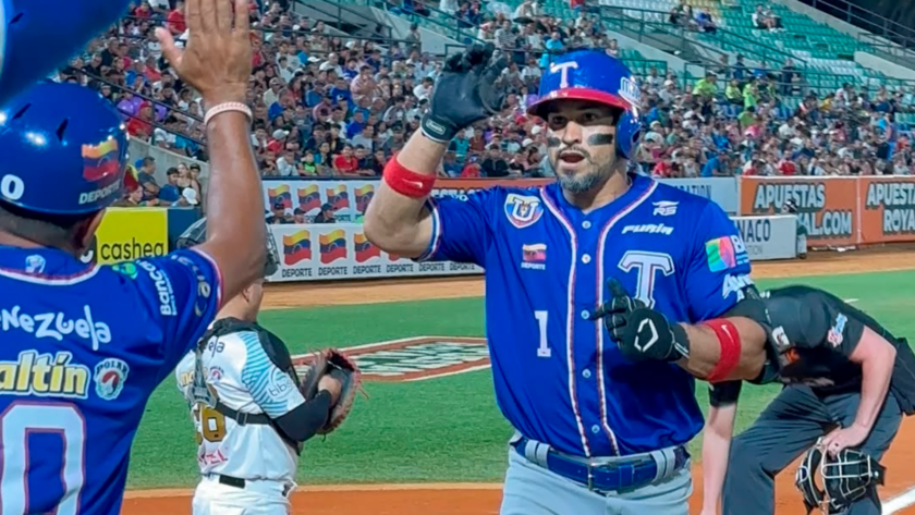Derrota con premio Bravos cayó ante Tiburones y clasificó al Round Robin