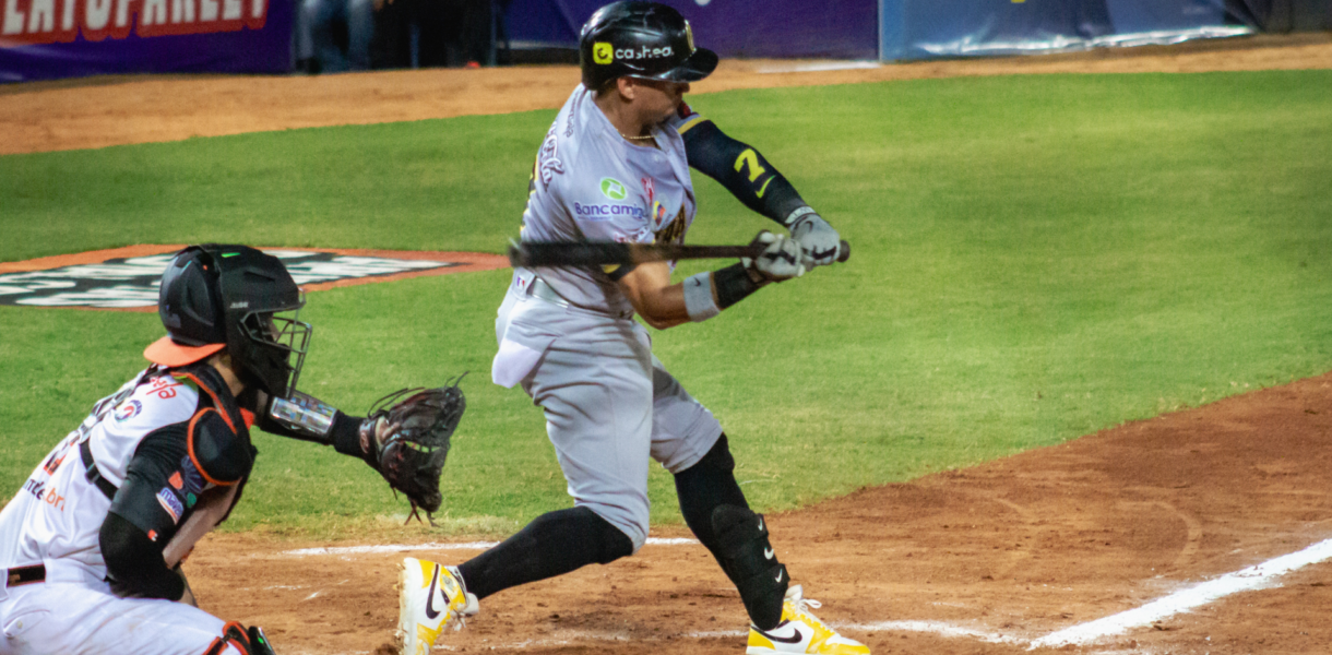 Leones rugió en Maracaibo y doblegó a Águilas