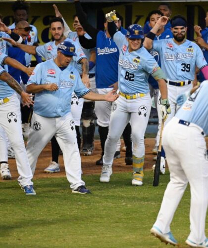 Magallanes cerró con autoridad ante Cardenales y se sumó al Round Robin