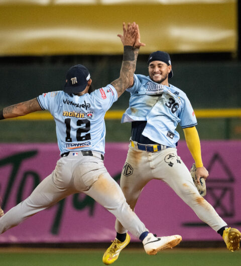 Magallanes desató un vendaval ofensivo y arrolló a Caribes