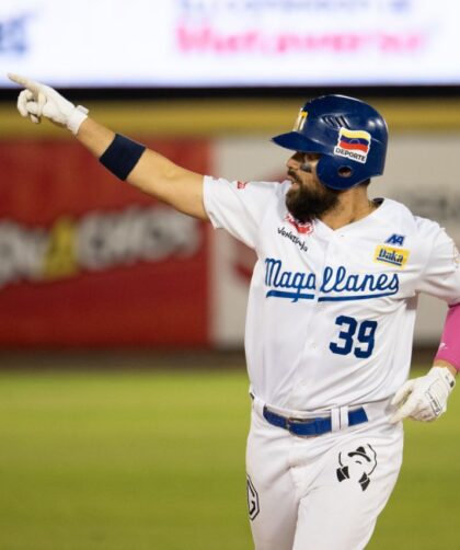 Magallanes supera con poder y carácter a Tiburones en Valencia